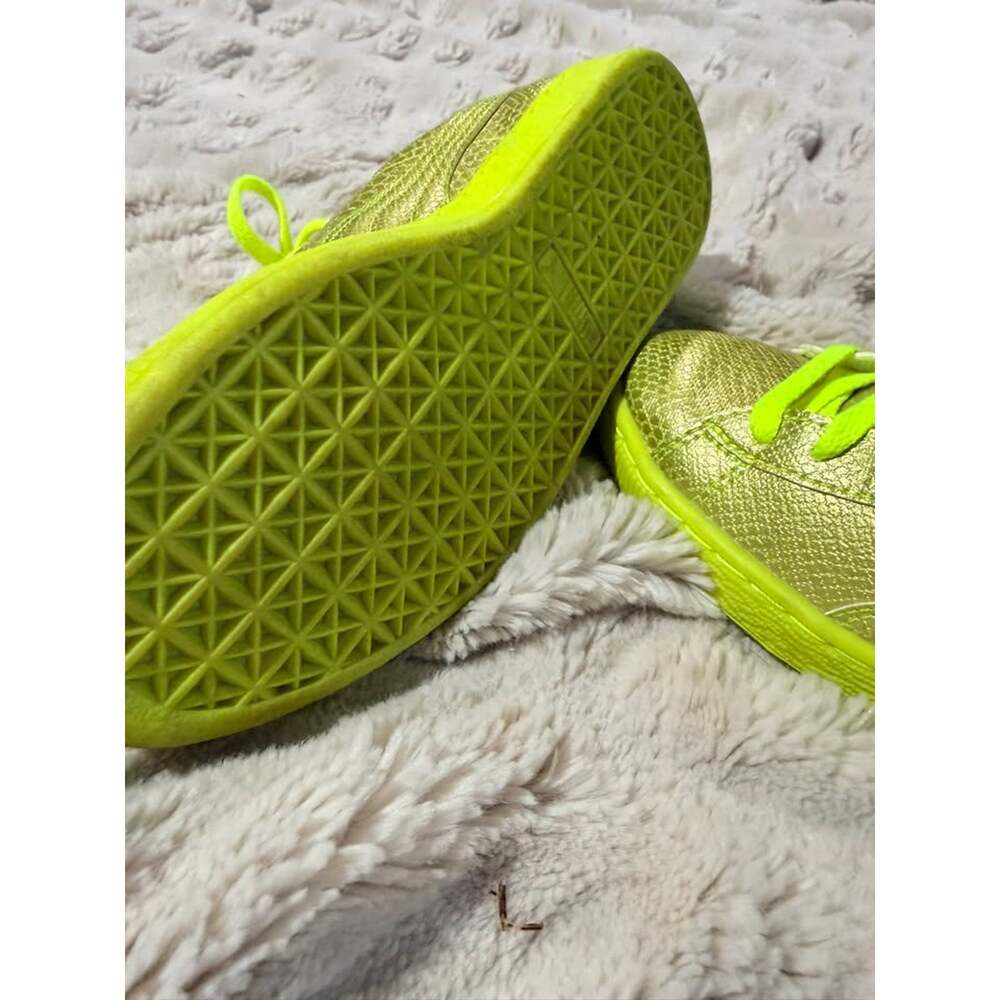 ✨Women’s 6 Puma Basket Metallic Neon Green Sneakers - Picture 6 of 6